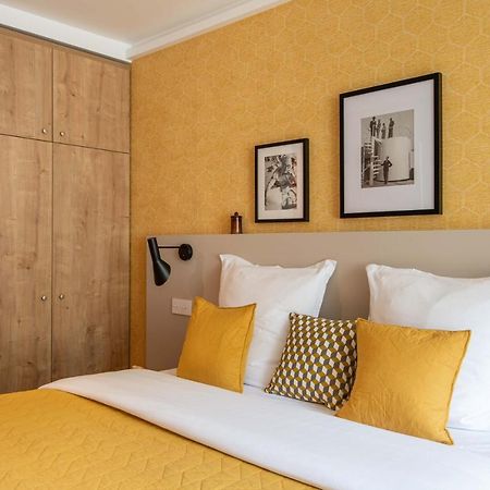New - Appt Style Le Corbusier Avec Balcon - 8 Pers Apartment Paris Exterior photo